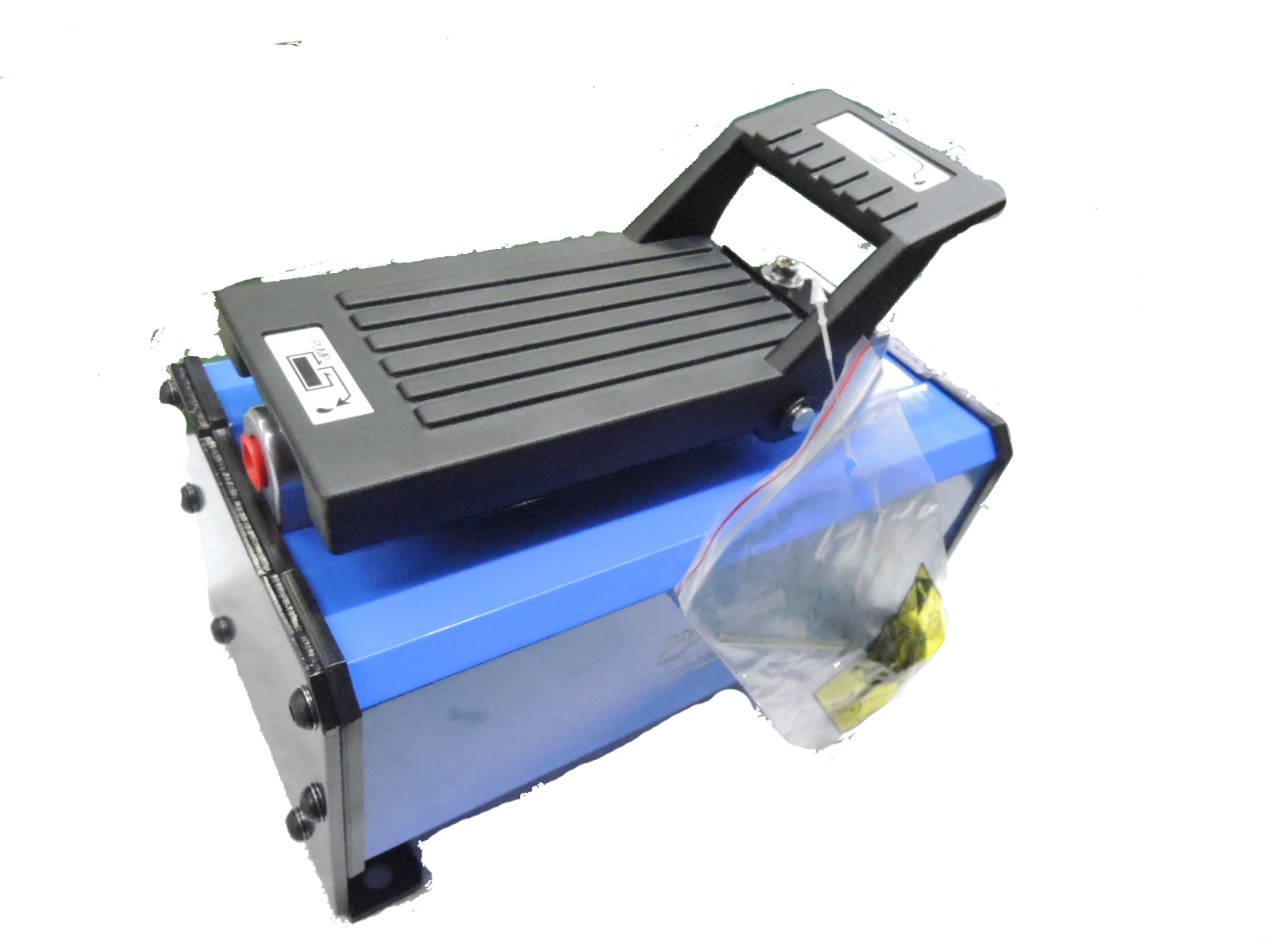 1600cc PUMP